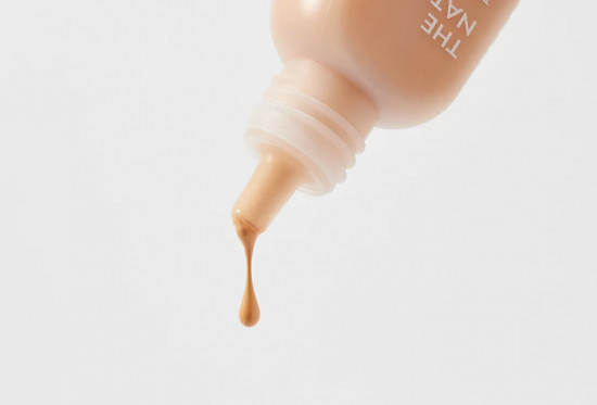 Тональный крем «The Natural Transparent Foundation», оттенок 02