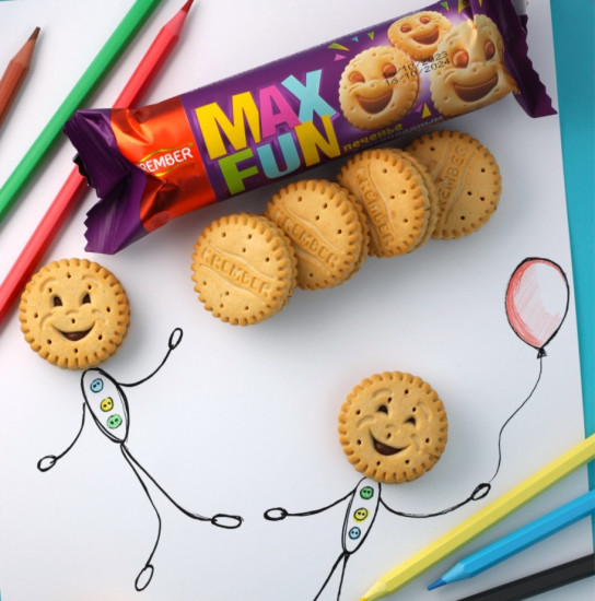 Печенье с шоколадной глазурью «Max Fun»