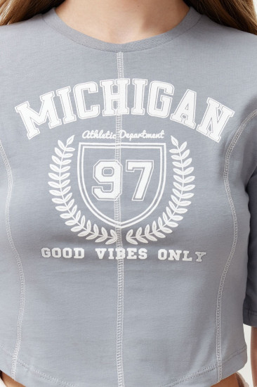 Футболка женская