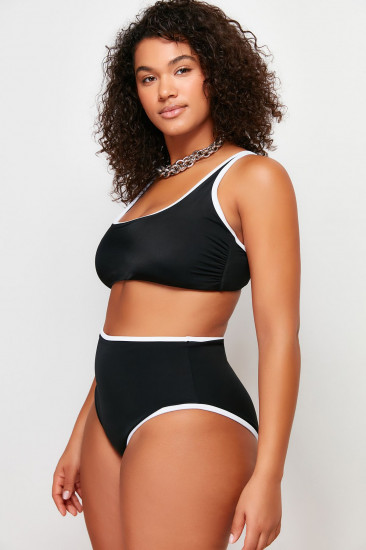 Трусы-бикини женские