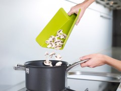 Доска разделочная складная «Chop2Pot», зеленая - Фото 1