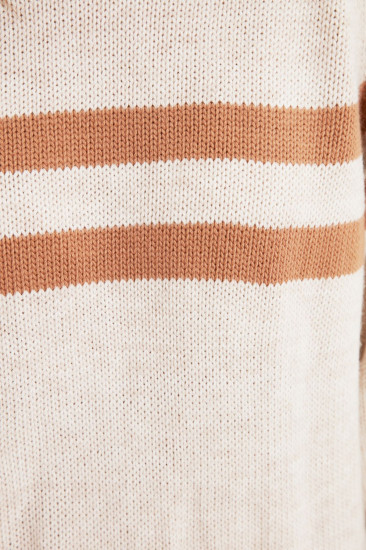 Свитер женский