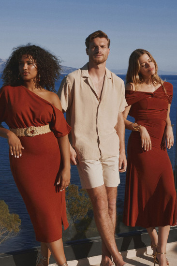 Платье женское