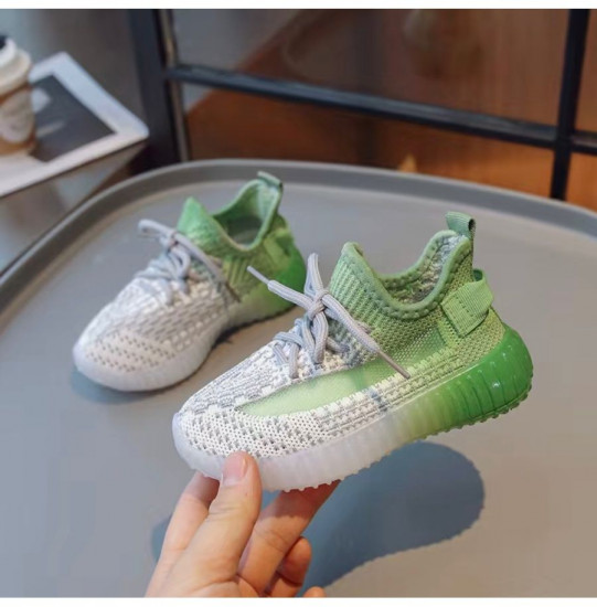 Кроссовки для мальчиков «Yeezy»