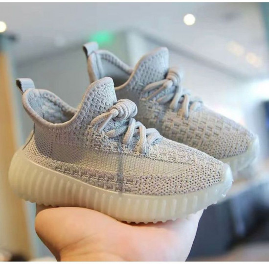 Кроссовки для мальчиков «Yeezy»