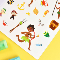 Книжка-картинка для детей «Пиратские приключения» - Фото 1