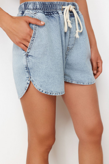 Шорты женские