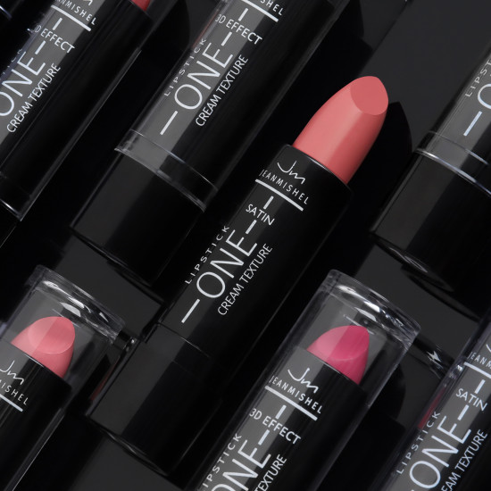 Помада для губ «Satin cream texture», тон 01 Бледно-розовый нюдовый