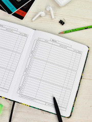 Дневник школьный «Футбольный мяч» - Фото 1