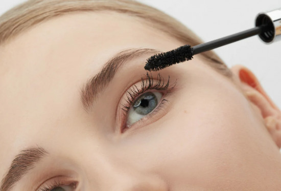 Тушь для ресниц с эффектом накладных ресниц «Lash Icon Mascara», Черный