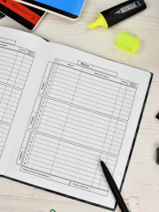 Дневник школьный «Кеды» - Фото 2