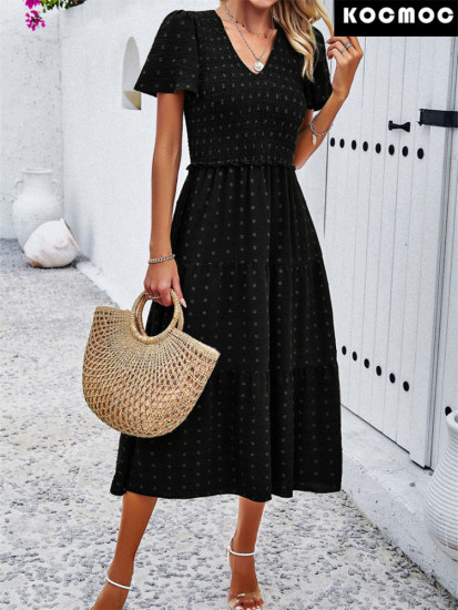 Повседневное однотонное платье с V-образным вырезом и короткими рукавами