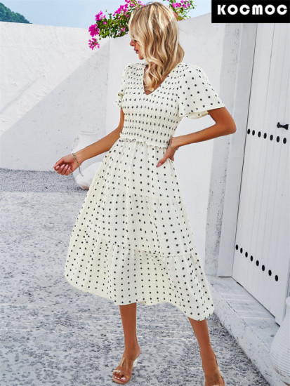 Повседневное однотонное платье с V-образным вырезом и короткими рукавами