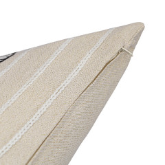 Подушка декоративная «Festive bears» - Фото 3