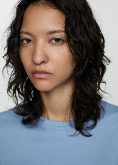 Футболка женская