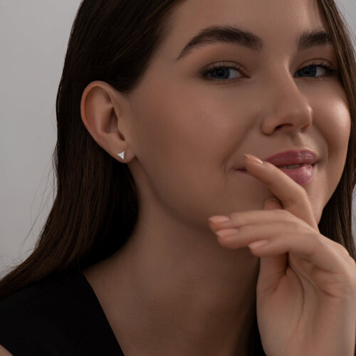 Серьги из серебра с фианитами