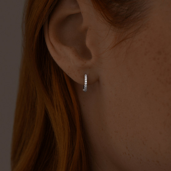 Серьги из серебра с фианитами