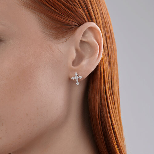 Серьги из серебра с фианитами