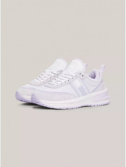 Кроссовки женские