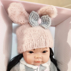 Кукла «Брюнетка в шапочке с косичками» - Фото 1