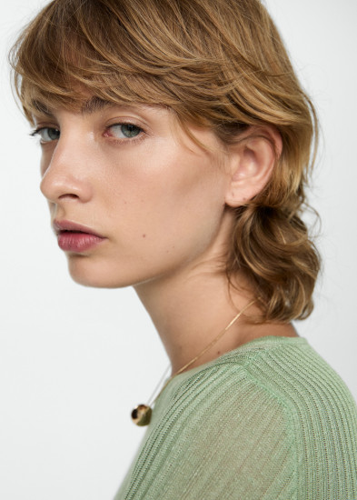 Свитер женский