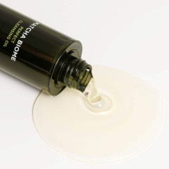 Гидрофильное масло с экстрактом чая матча «Matcha Biome Cleansing Oil» - Фото 1