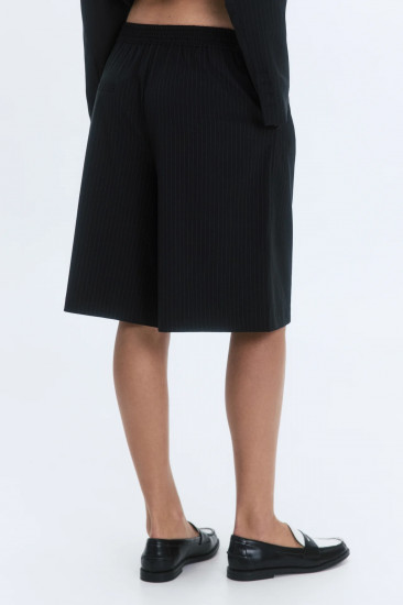 Шорты женские