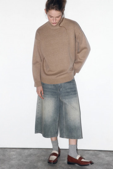 Свитер женский