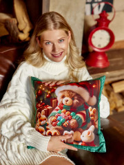 Подушка декоративная «Christmas bear» - Фото 7