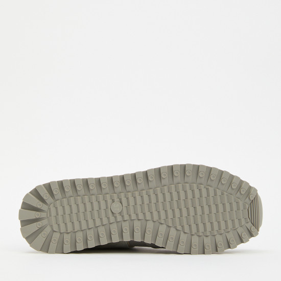 Кроссовки женские