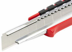 Нож с выдвижным лезвием - Фото 1