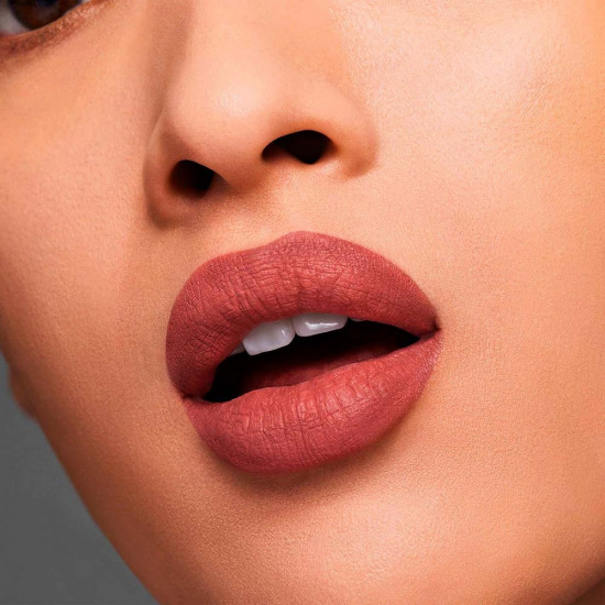 Помада для губ «Pure Color Matte Lipstick», тон Love Bite