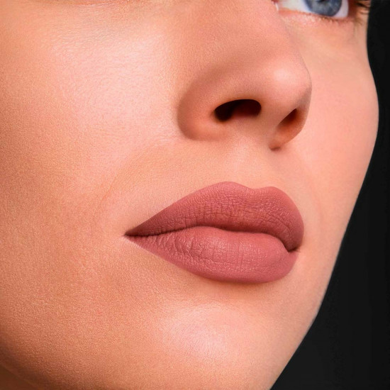Помада для губ «Pure Color Matte Lipstick», тон Suit Up