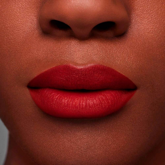 Помада для губ «Pure Color Matte Lipstick», тон Thrill Me