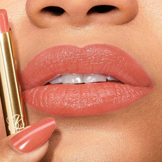 Помада для губ сияющая «Pure Color Explicit Slick Shine Lipstick», тон 903 Wrong