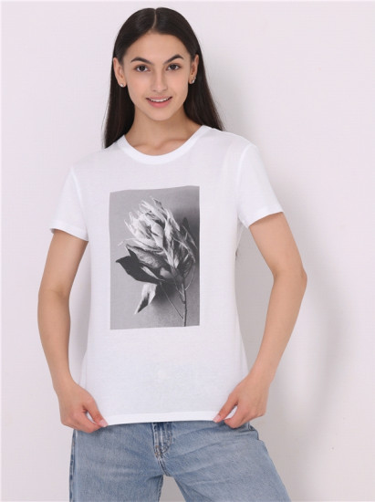 Футболка женская