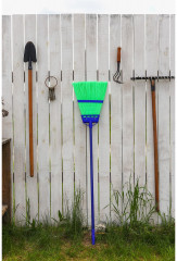 Метла пластиковая, с металлическим черенком - Фото 3