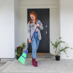 Метла пластиковая, с металлическим черенком - Фото 4