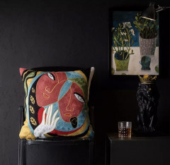 Декоративная подушка «Два Лица» - Фото 1