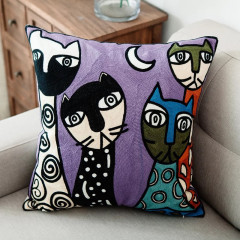 Декоративная подушка «Коты и Ностальгия» - Фото 1