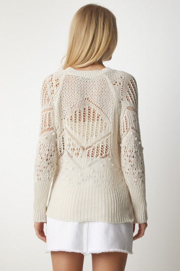 Свитер женский