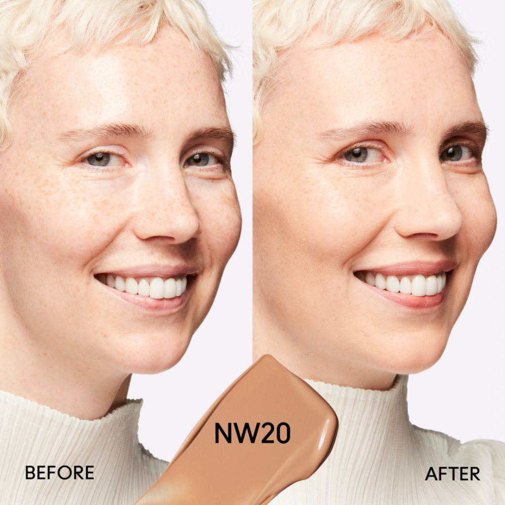 Тональный флюид «24HR Matte Foundation» SPF 15, оттенок NW20 | Studio Fix | M.A.C. | Фото 2