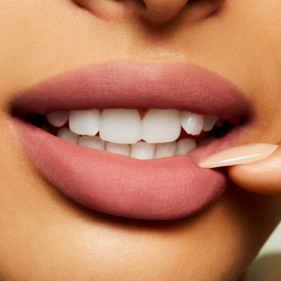 Помада для губ жидкая «Powder Kiss Liquid Lipcolour», тон Date-Maker