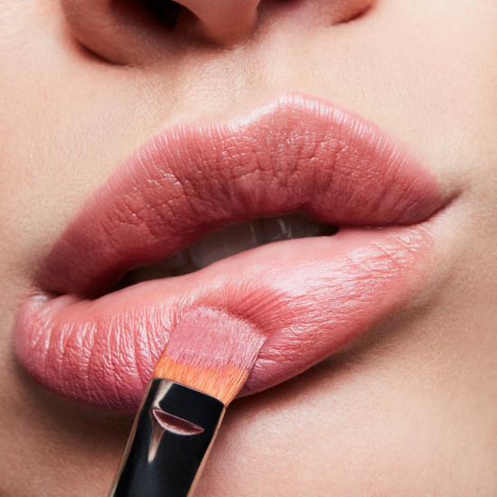 Помада для губ «Lipstick Satin», тон 802 Brave