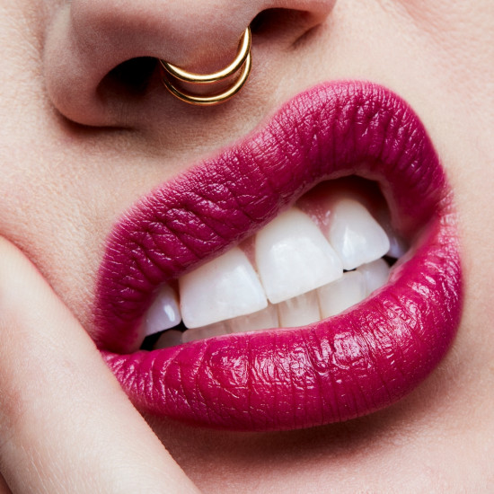 Помада для губ «Lipstick Satin», тон 819 Rebel