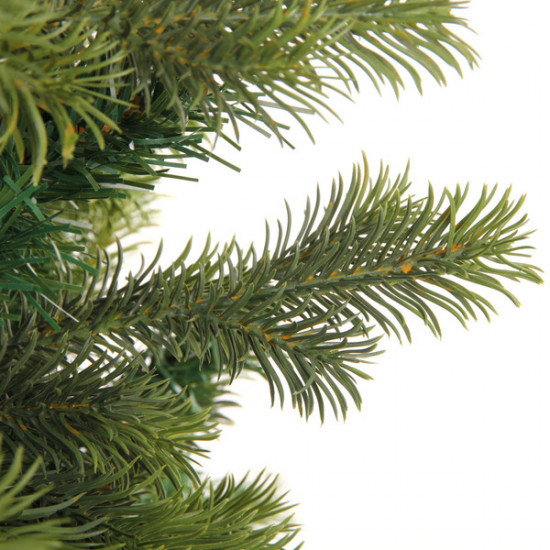 Елка «Таежная»