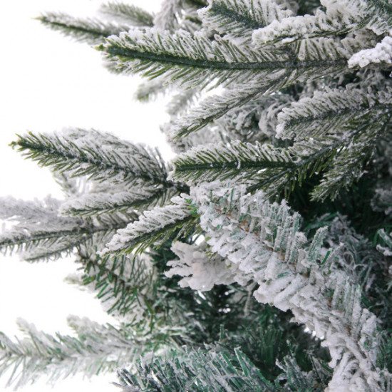 Ёлка «Сибирская вьюга»