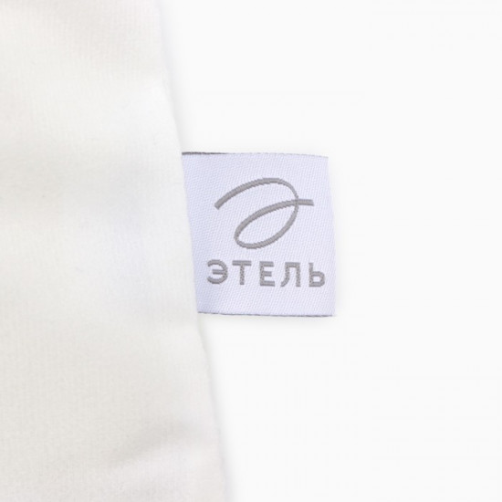 Чехол на подушку «Змея с подарками» 