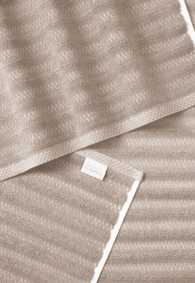 Полотенце «Wave & pixels»