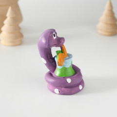 Фигурка сувенирная «Змей с бокалом смузи» - Фото 2